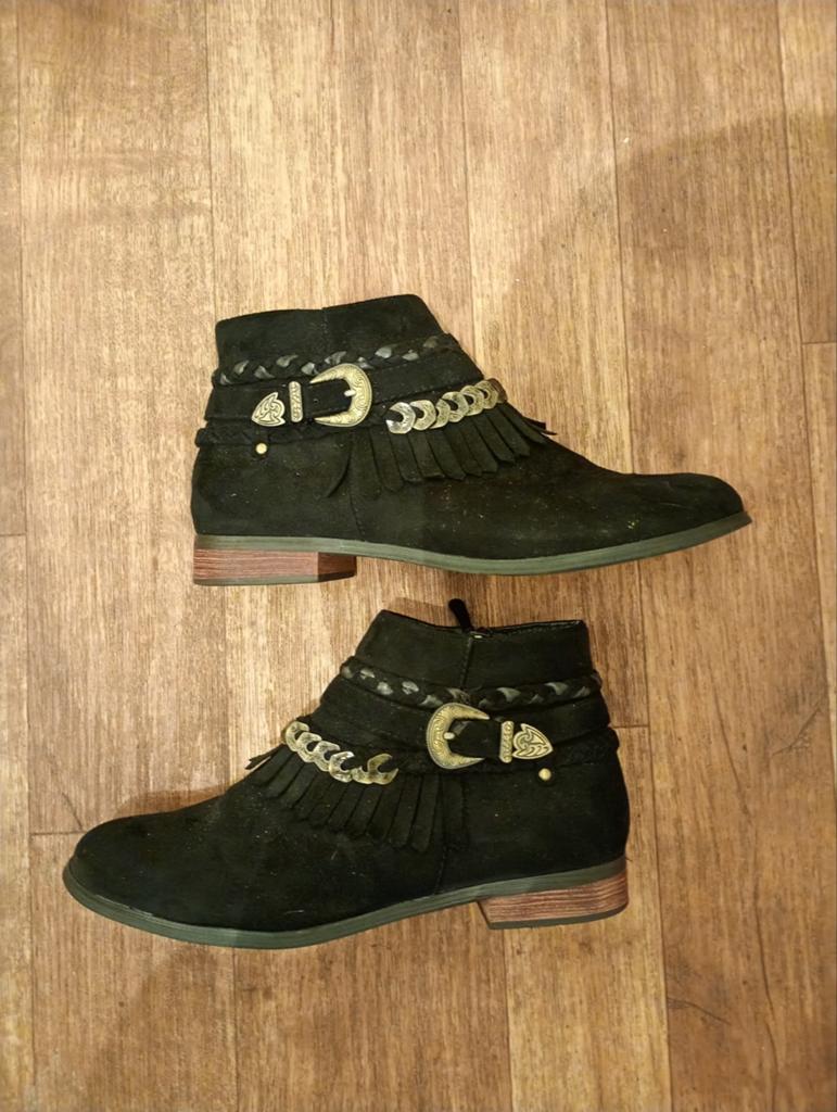 Nieuwe laarsjes , maat 40, Ophalen of Verzenden, Nieuw, Zwart