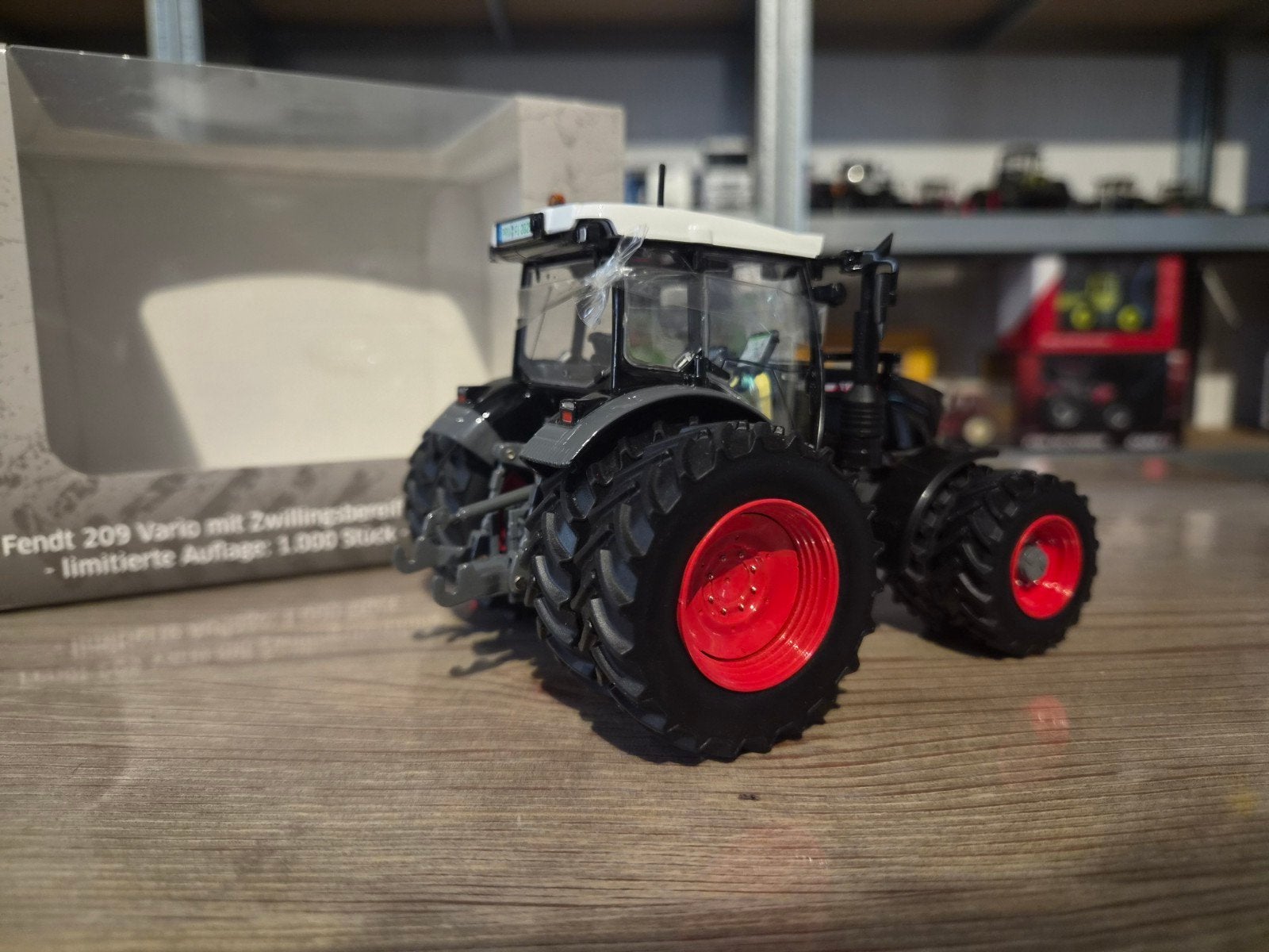 Fendt 209 Vario met dubbel lucht . limited edition, Overige merken, ., Tractor of Landbouw, Nieuw