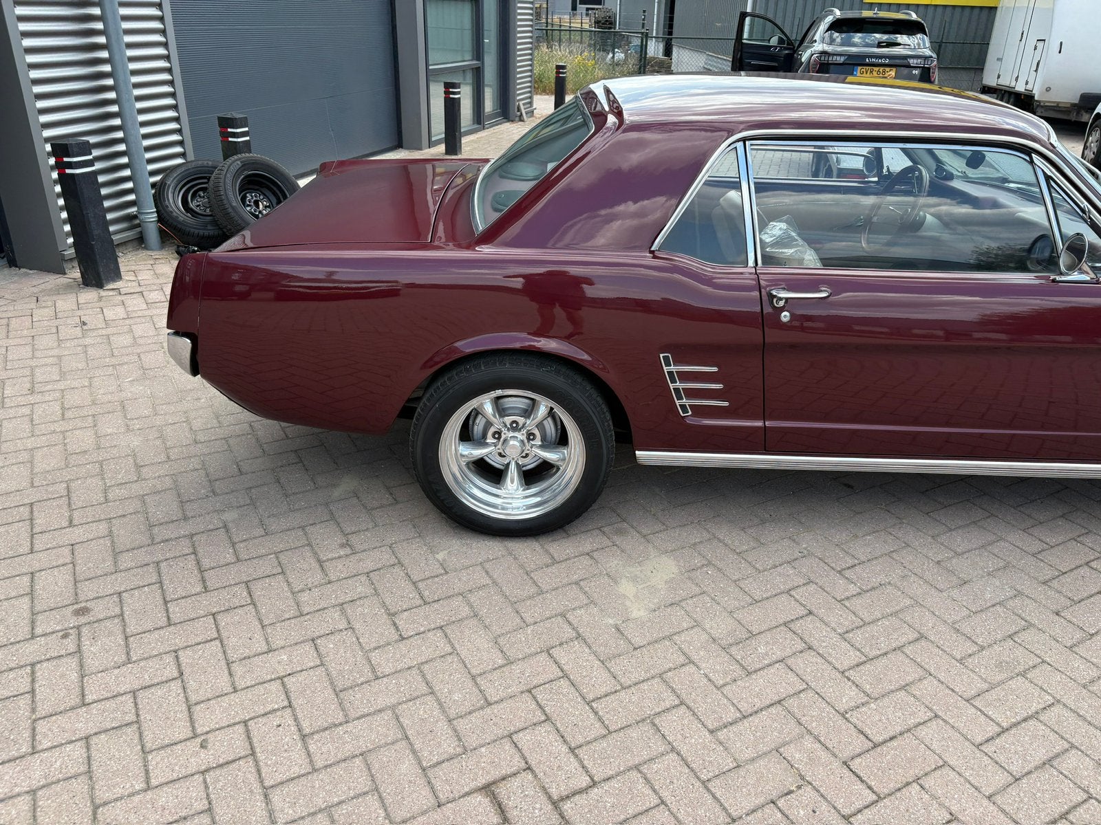 Ford Mustang 1966 v8 289 Coupe Burgundy, foto 9