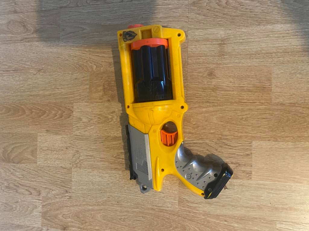 Nerf Maverick Rev-6, Ophalen of Verzenden, Zo goed als nieuw