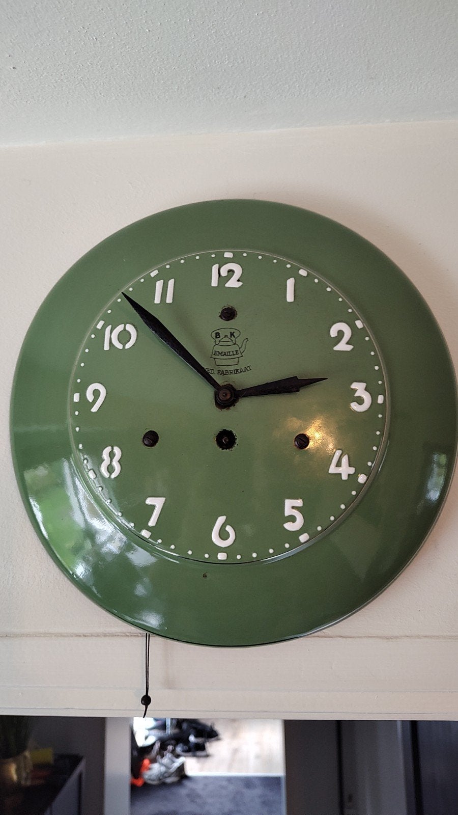 originele BK klok reseda groen, Ophalen, Wandklok