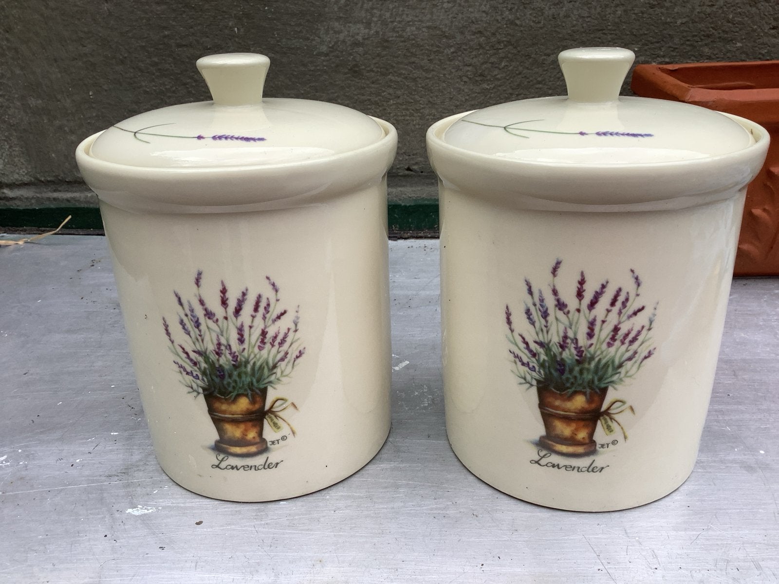 Set van 2 Lavendel potten jet ter steege, Huis en Inrichting, Gebruikt, Beige, Ophalen of Verzenden, Landelijk