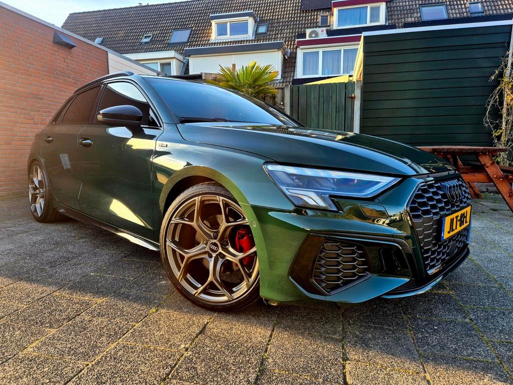 Audi A3 40 Tfsi e 204pk Phev S-tronic 2022 Goodwood Green, 1525 kg, Zwart, 4 cilinders, 1395 cc