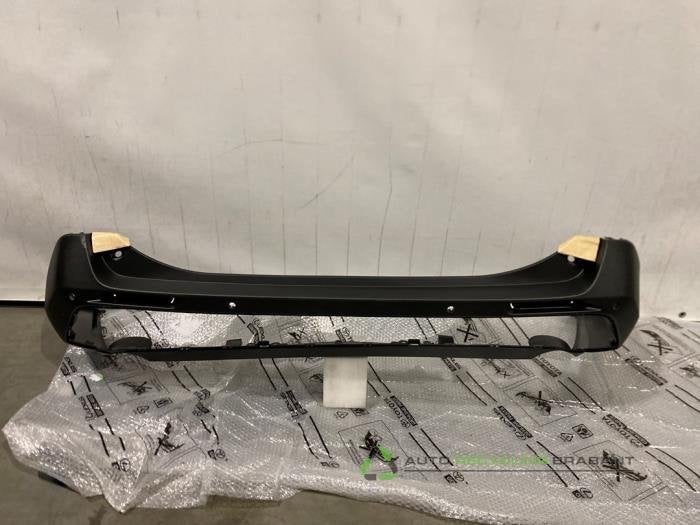 Achterbumper van een Toyota Rav-4, Gebruikt, -, -, Ophalen of Verzenden