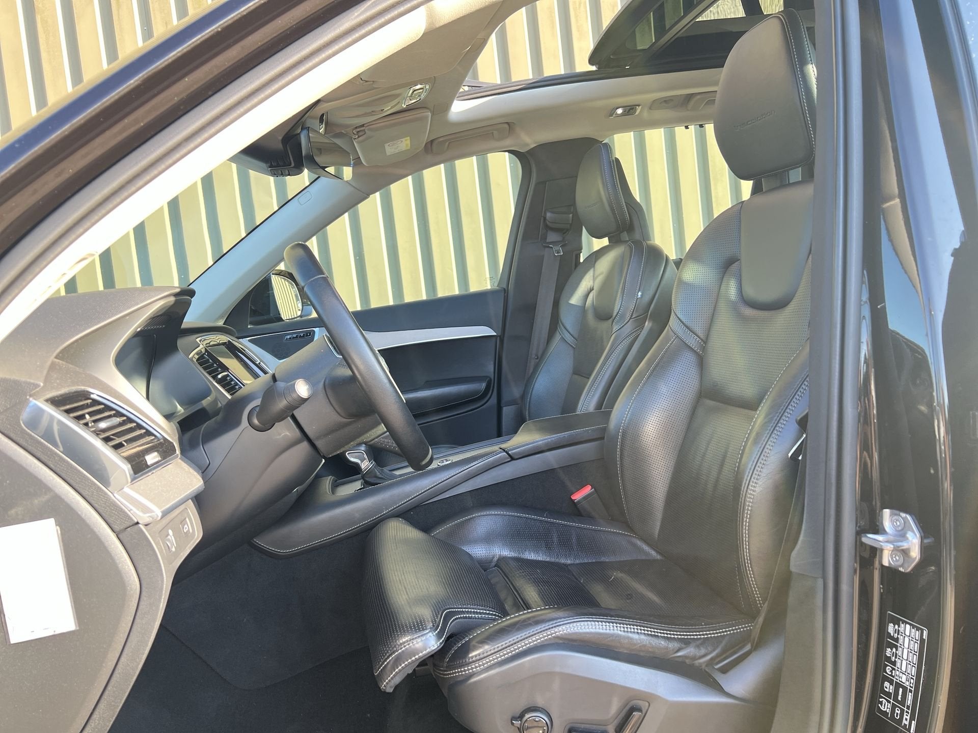 Volvo XC90 2.0 D4 Inscription |DEALER ONDERHOUDEN|PANO|STOEL, Auto's, Volvo, 1849 kg, 1969 cc, 7 stoelen, Zwart