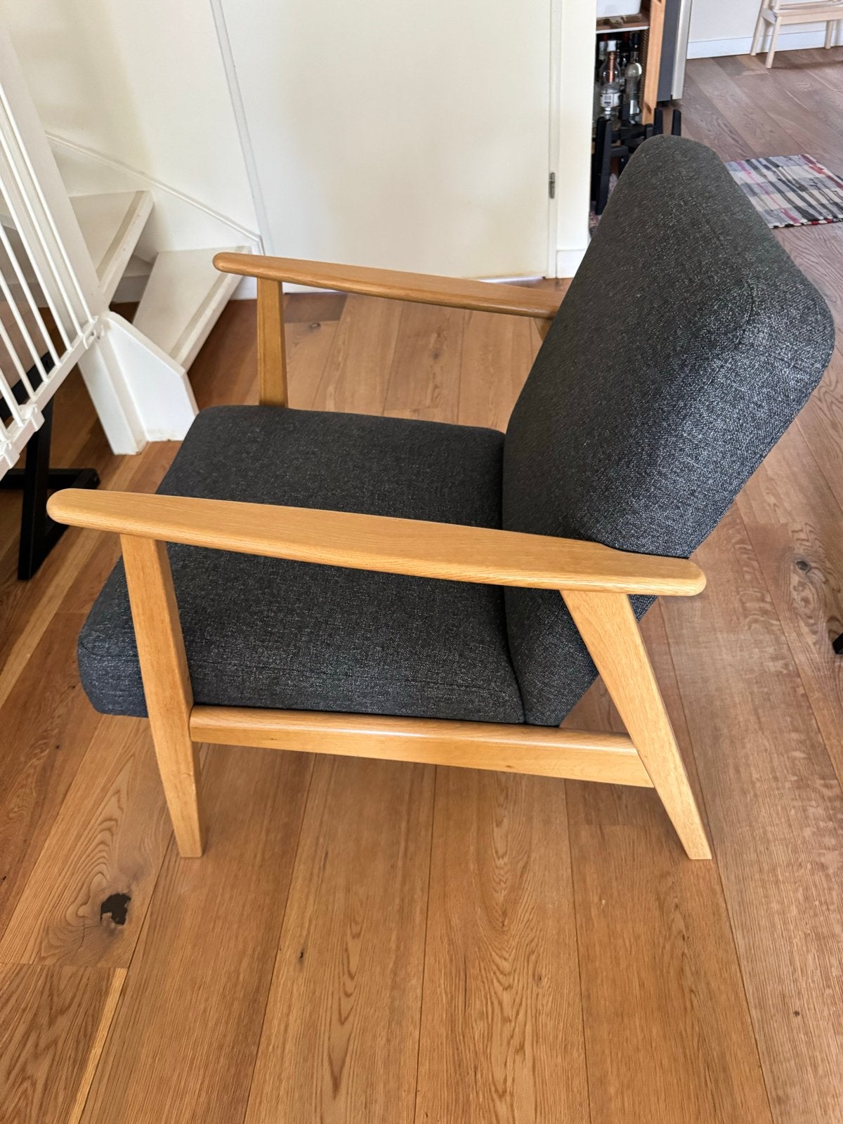 IKEA Ekenäset fauteuil - Zo goed als nieuw, Huis en Inrichting, Fauteuils, Ophalen, Zo goed als nieuw, Hout, 75 tot 100 cm