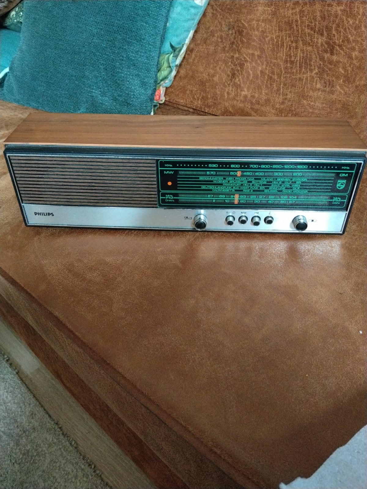Philips radio uit 1975, Ophalen of Verzenden