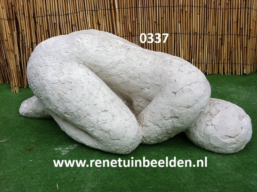 Vrouw kunstbeeld. nr 0337., Ophalen, Nieuw, Beton, Mensenbeeld