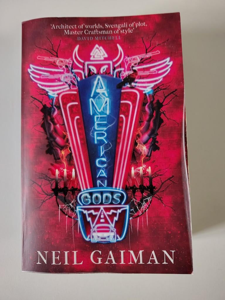 Neil Gaiman - American Gods, Boeken, Ophalen of Verzenden, Gelezen