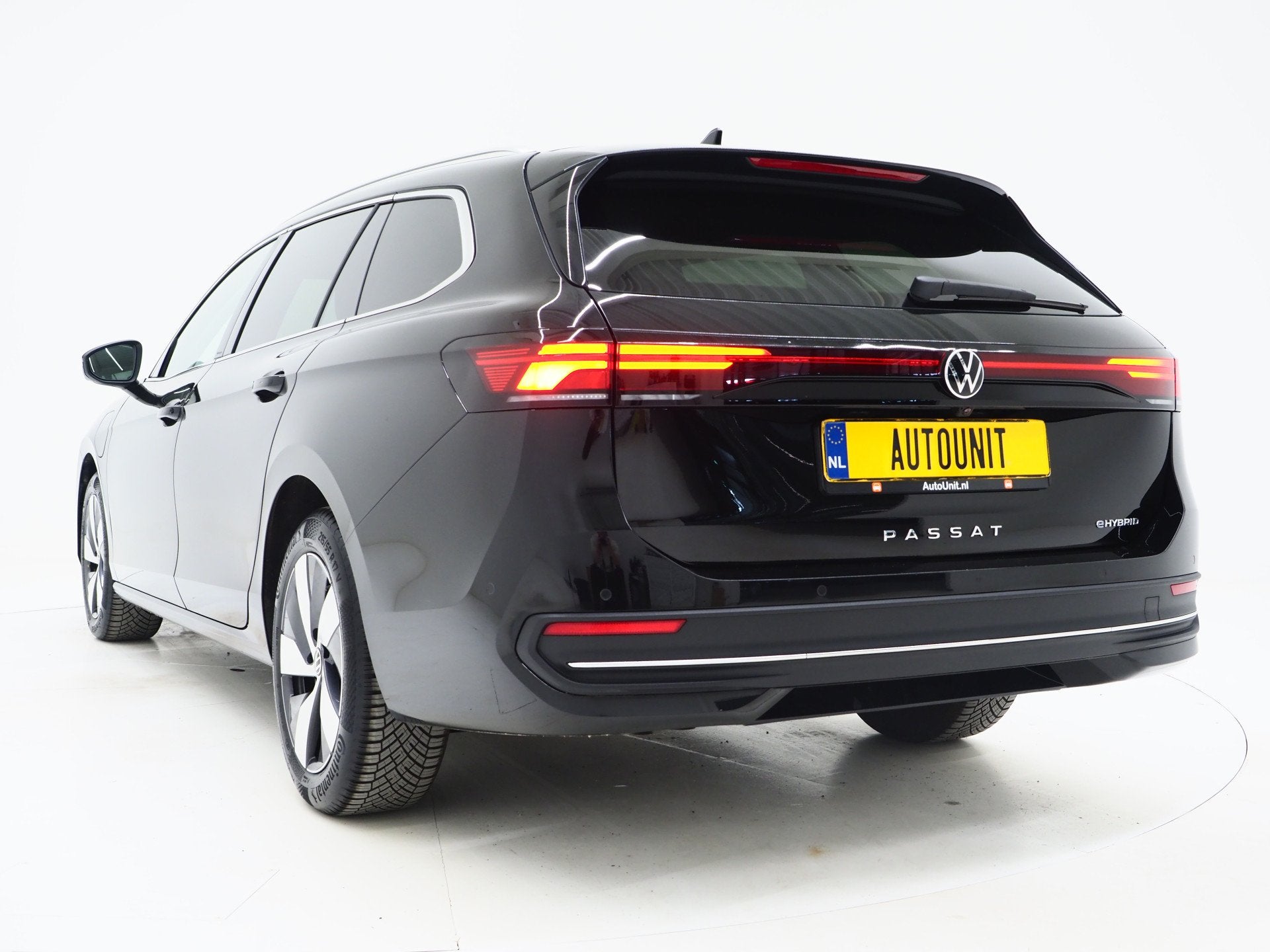 Volkswagen Passat Variant 1.5 eHybrid 204PK | Leder/Alcantar, Zwart, Zwart, Plug-in hybride, Onderhoudsboekje