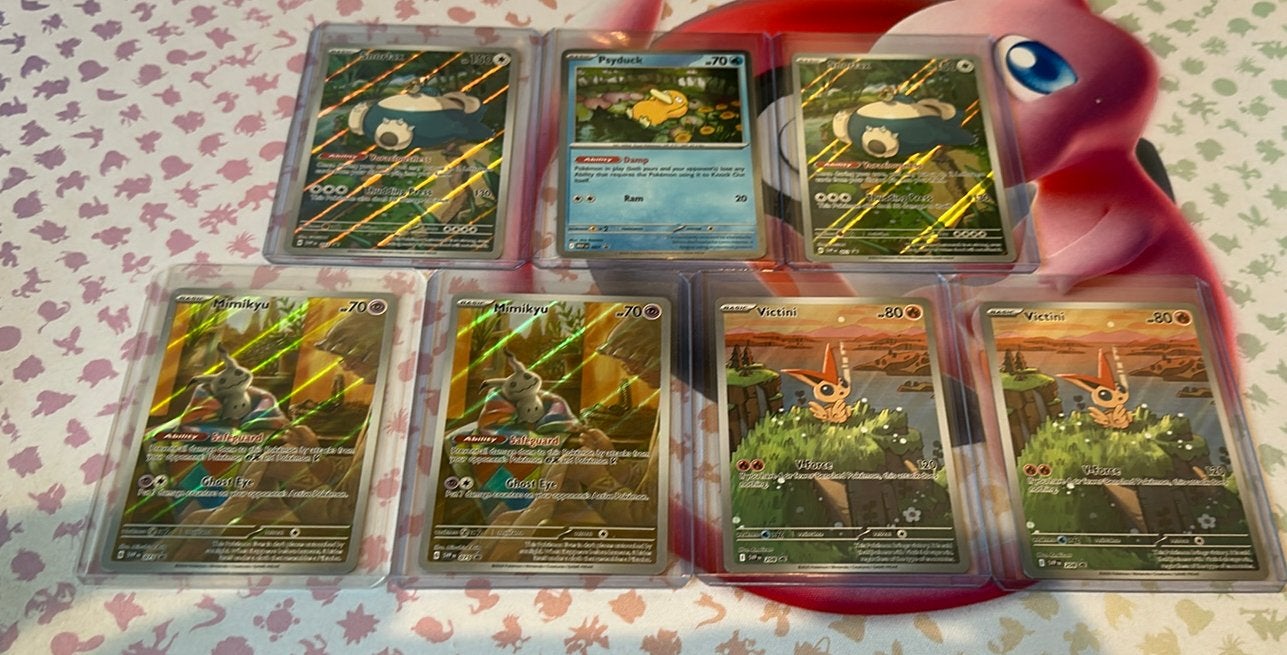 Pokemon S&V promos snorlax victini psyduck mimikyu, Ophalen, Zo goed als nieuw