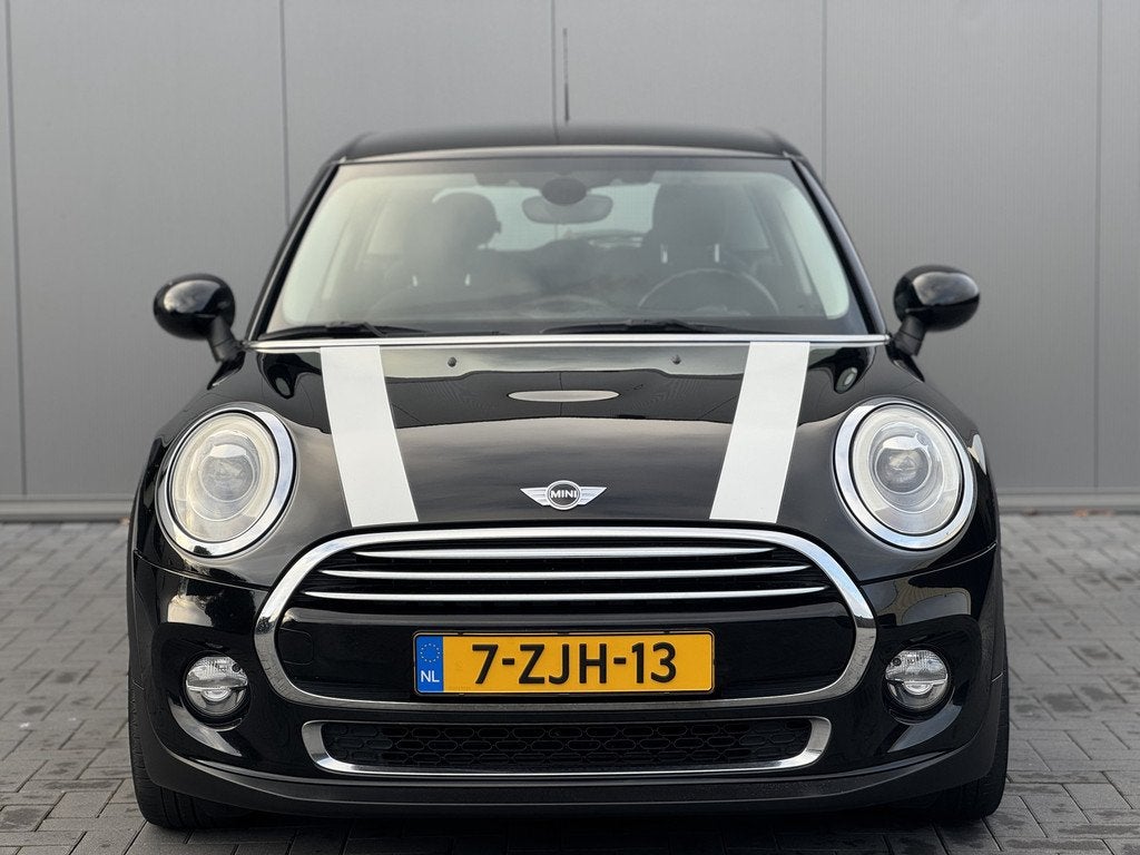 MINI Cooper 1.5 Salt 5-deurs | LED koplampen | Groot Navi |, Gebruikt, Bedrijf, Handgeschakeld, Cooper