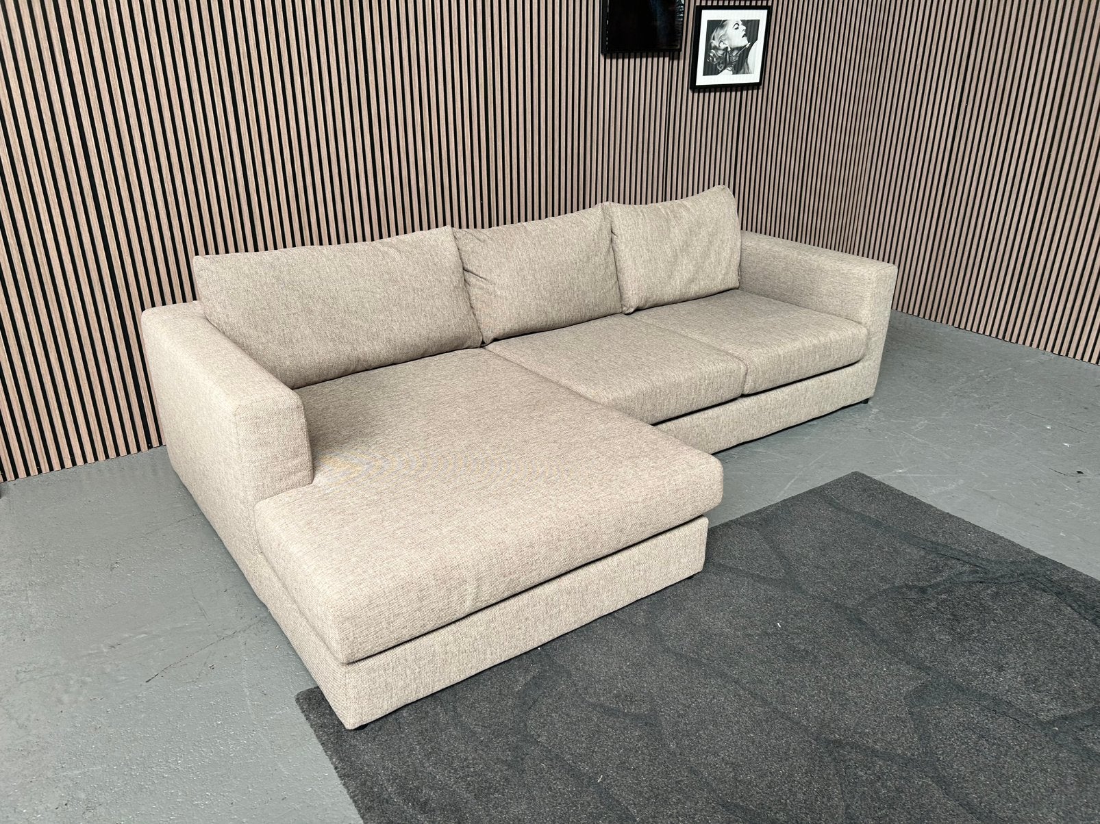 GRATIS LEVERING Goossens Loungebank Bruin 295X175 GEREINIGD, Loungebank goossens, 250 tot 300 cm, Hoekbank, Ophalen of Verzenden