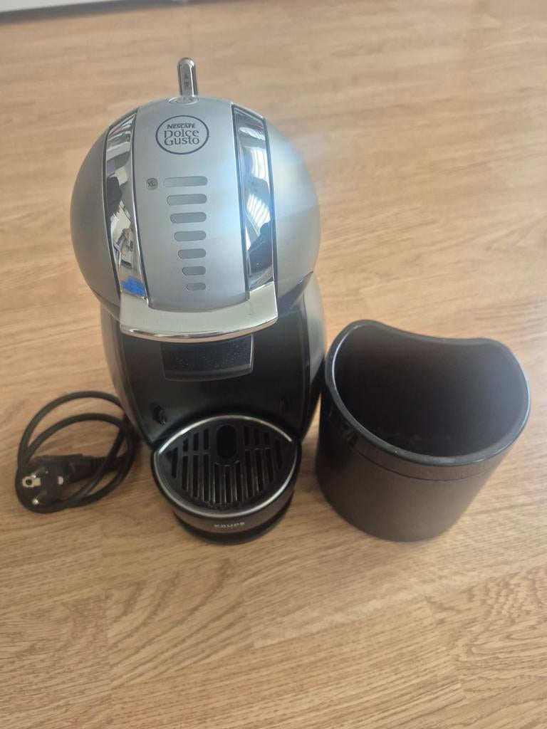 Nescafé Dolce Gusto Krups koffiezetapparaat, Koffiemachine, Ophalen of Verzenden, Zo goed als nieuw, 2 tot 4 kopjes