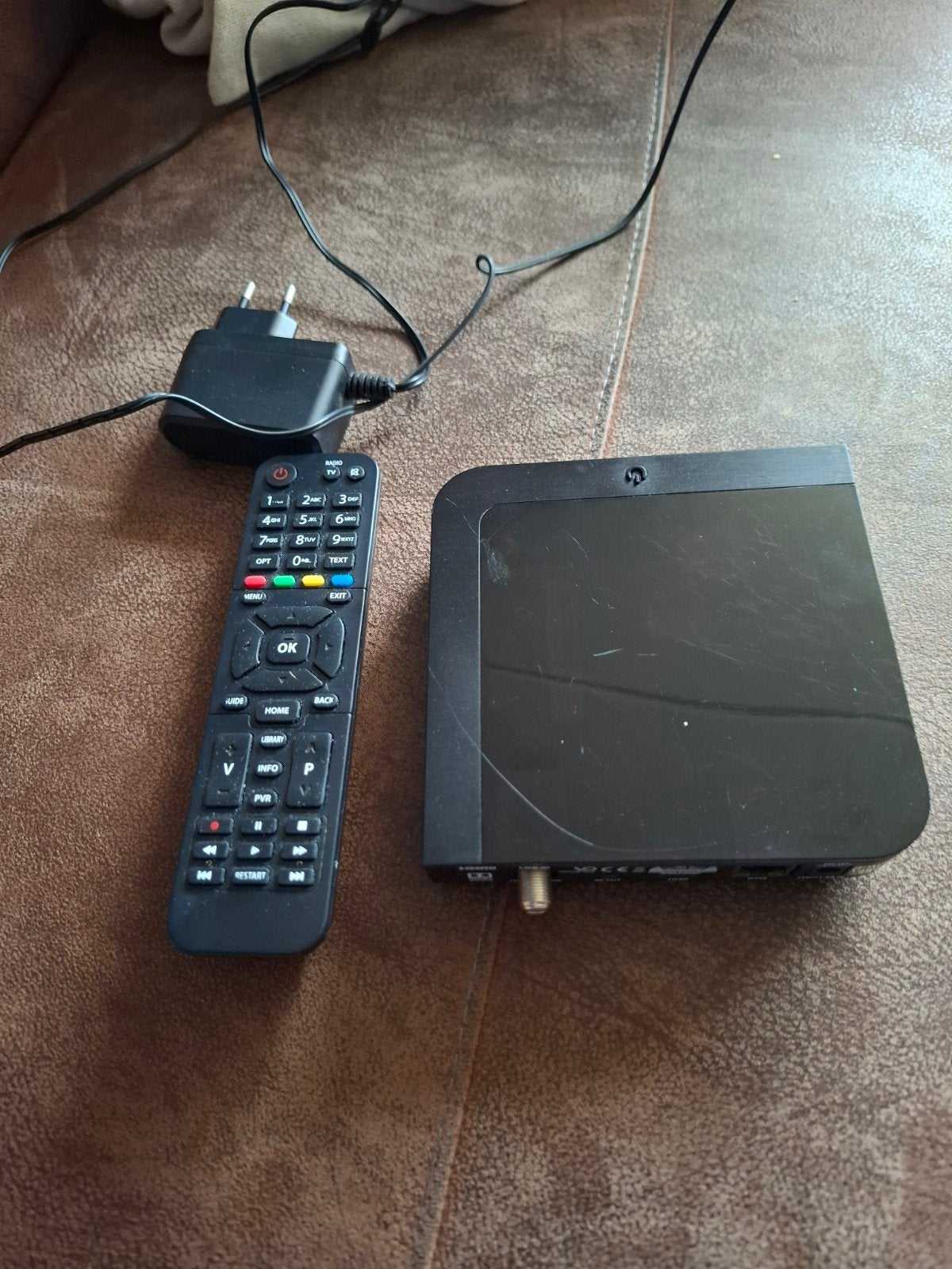 Kaonmedia MZ-102 Decoder met afstandsbediening, Ophalen of Verzenden, Gebruikt, Decoder