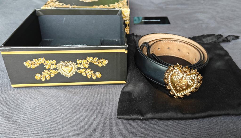 Dolce & Gabbana Zwarte Leren Riem met Gouden Gesp, Dolce & Gabbana, 80 tot 90 cm, 3 tot 5 cm, Heupriem