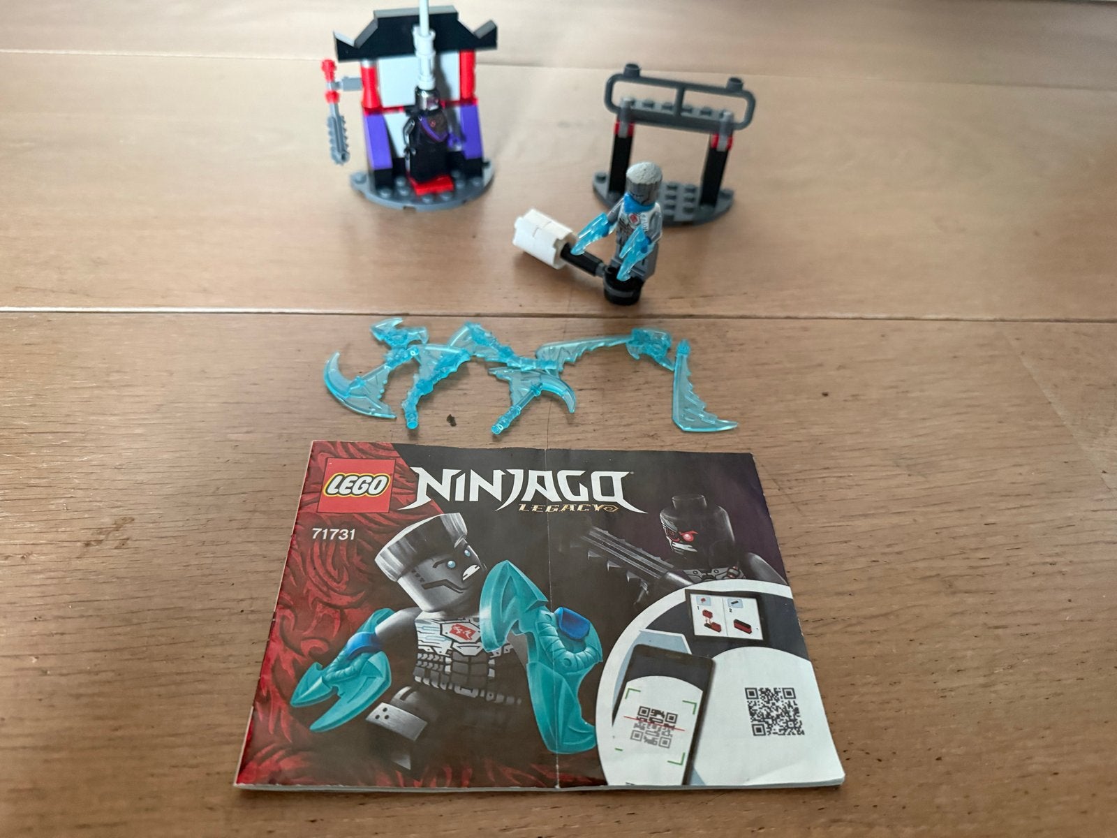 LEGO Ninjago Legacy 71731 Zane's Spinjitzu training, Lego, Ophalen of Verzenden, Zo goed als nieuw, Compleet