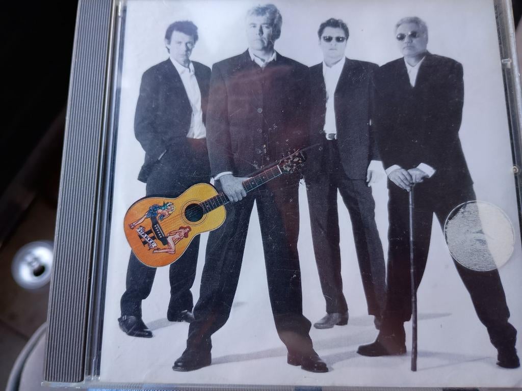 Golden Earring - Naked II CD zgan, Cd's en Dvd's, Ophalen of Verzenden, Zo goed als nieuw