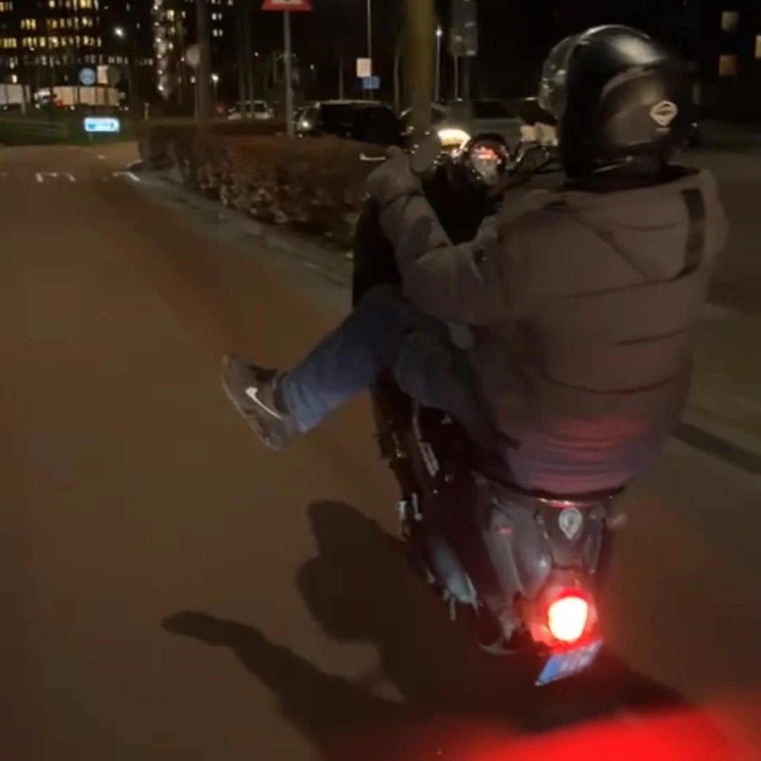 sym mio opknapper of onderdelen, Fietsen en Brommers, Scooters | SYM, Ophalen, Gebruikt, Benzine, Mio