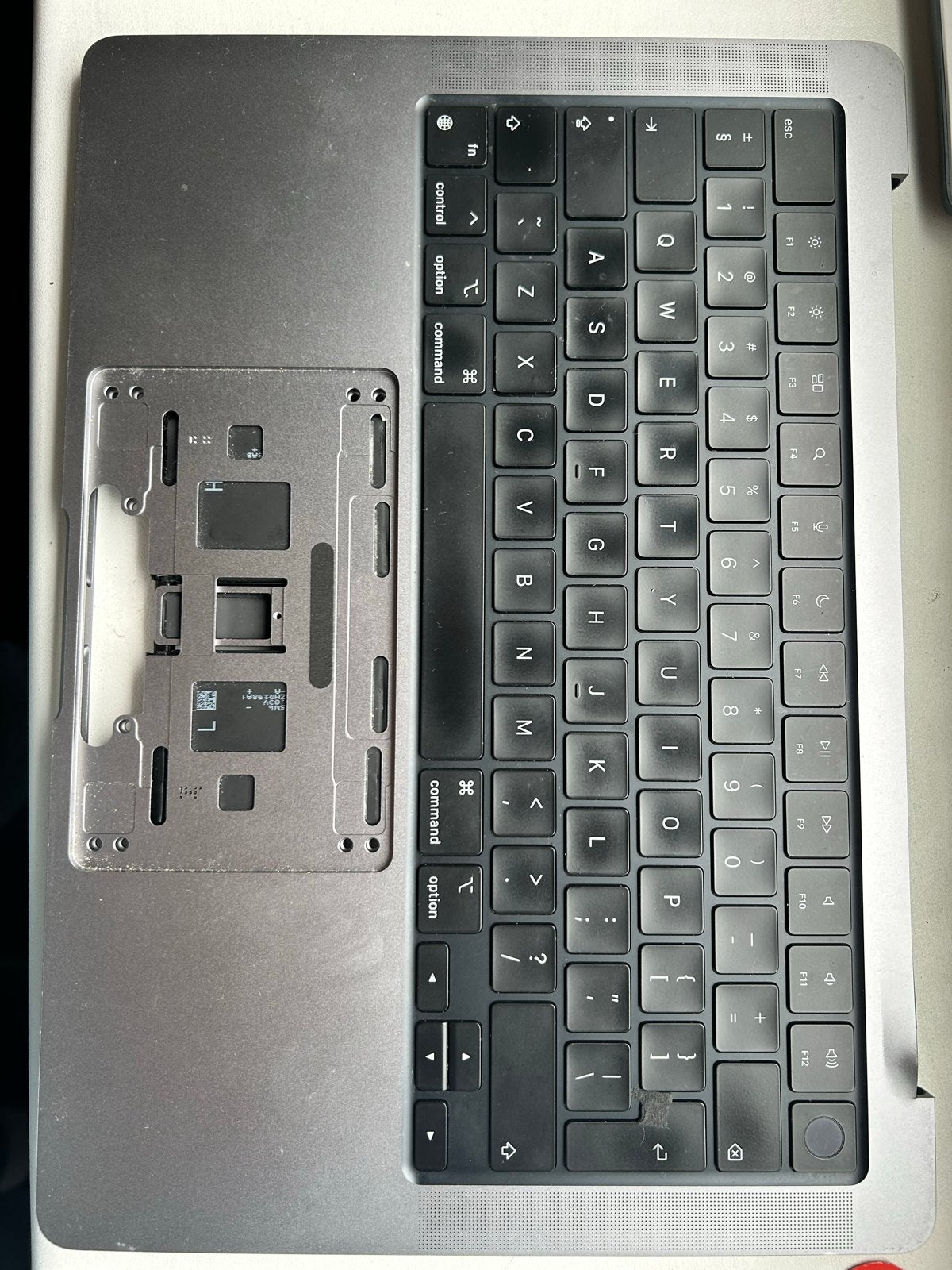 MacBook Pro A2442 behuizing en onderdelen, Computers en Software, Apple Macbooks, MacBook Pro, Gebruikt, Minder dan 4 GB, Qwerty