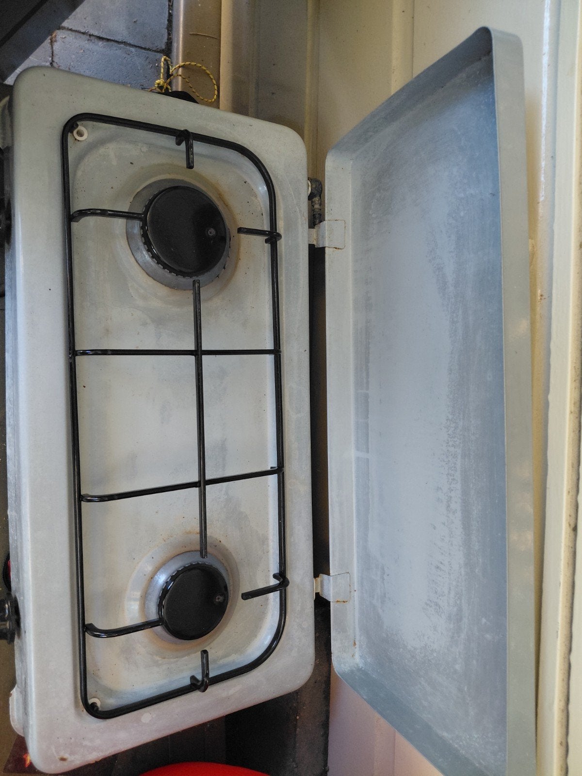 Compact gasfornuis met 2 pitten - ideaal voor camping/boot, Gebruikt, Minder dan 85 cm, 3 kookzones of minder, Ophalen of Verzenden