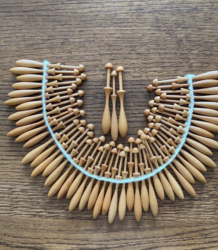 Kantklosjes 53, Hobby en Vrije tijd, Verzenden, Zo goed als nieuw, Klos(sen)