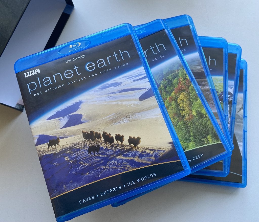 DVD Set  Planet - Earth zes delen, Ophalen of Verzenden, 2000 - 2009, Zo goed als nieuw