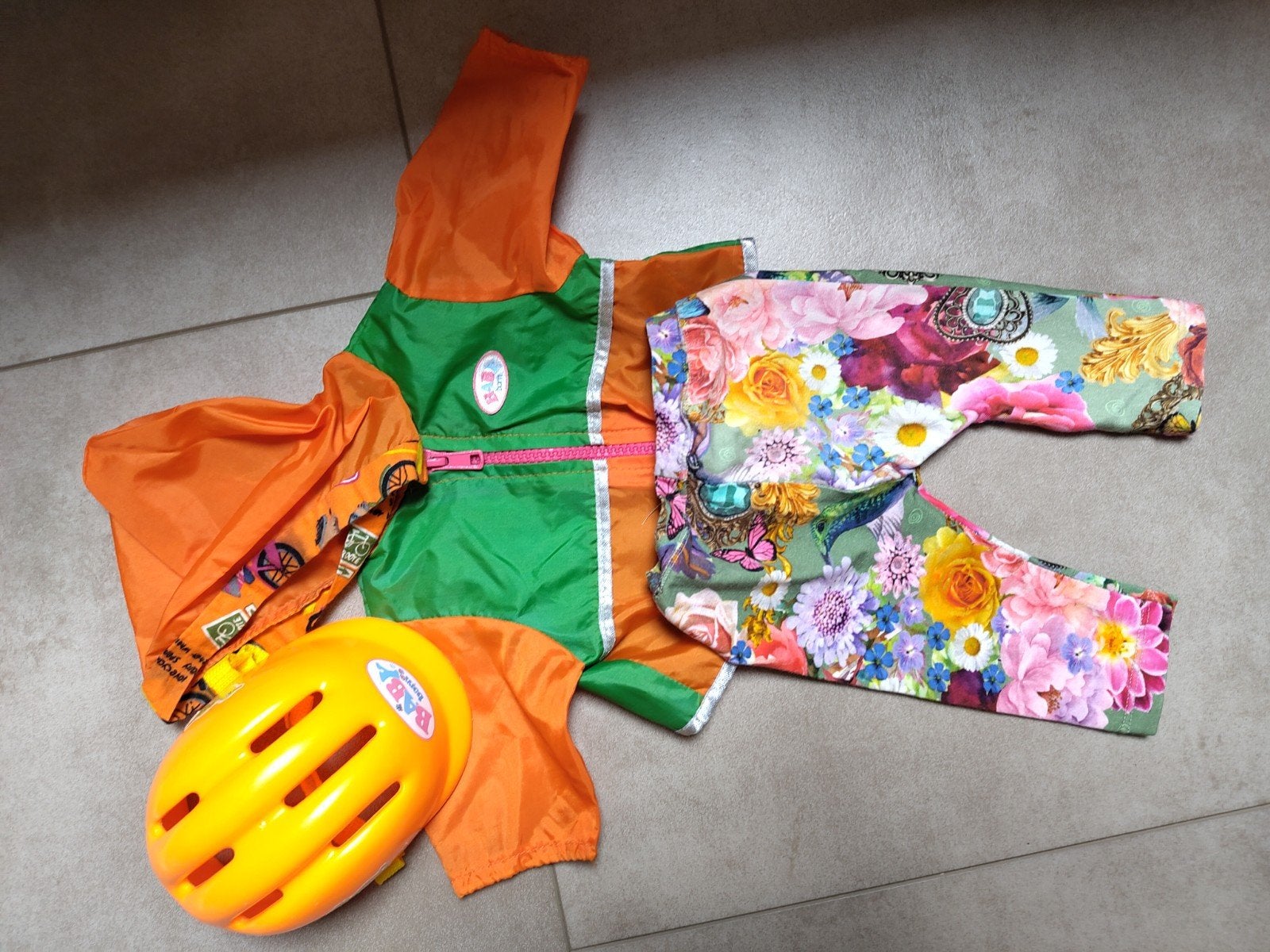 Baby Born spullen: pop, drager en kleding, Kinderen en Baby's, Speelgoed | Poppen, Ophalen of Verzenden, Gebruikt, Overige typen