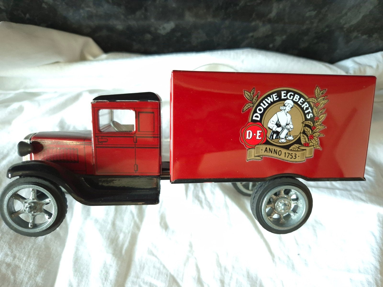 Douwe Egberts Blikken Vrachtwagen - Vintage Model, Ophalen of Verzenden