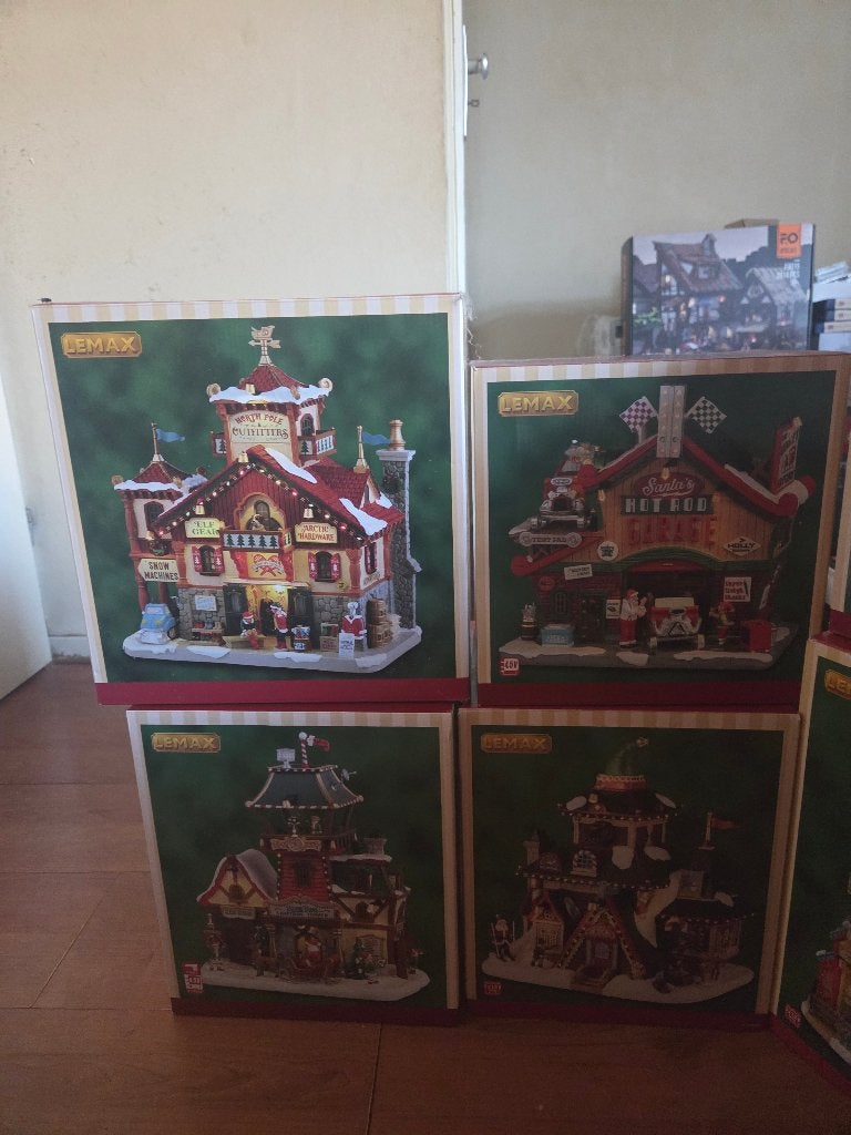 Lemax santa wonderland huisjes, Ophalen of Verzenden, Zo goed als nieuw