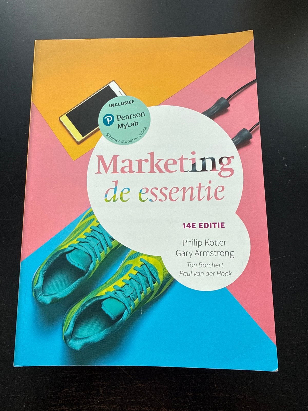 Marketing de essentie - 14e editie (Zo goed als nieuw), Ophalen of Verzenden, Beta, Zo goed als nieuw, HBO