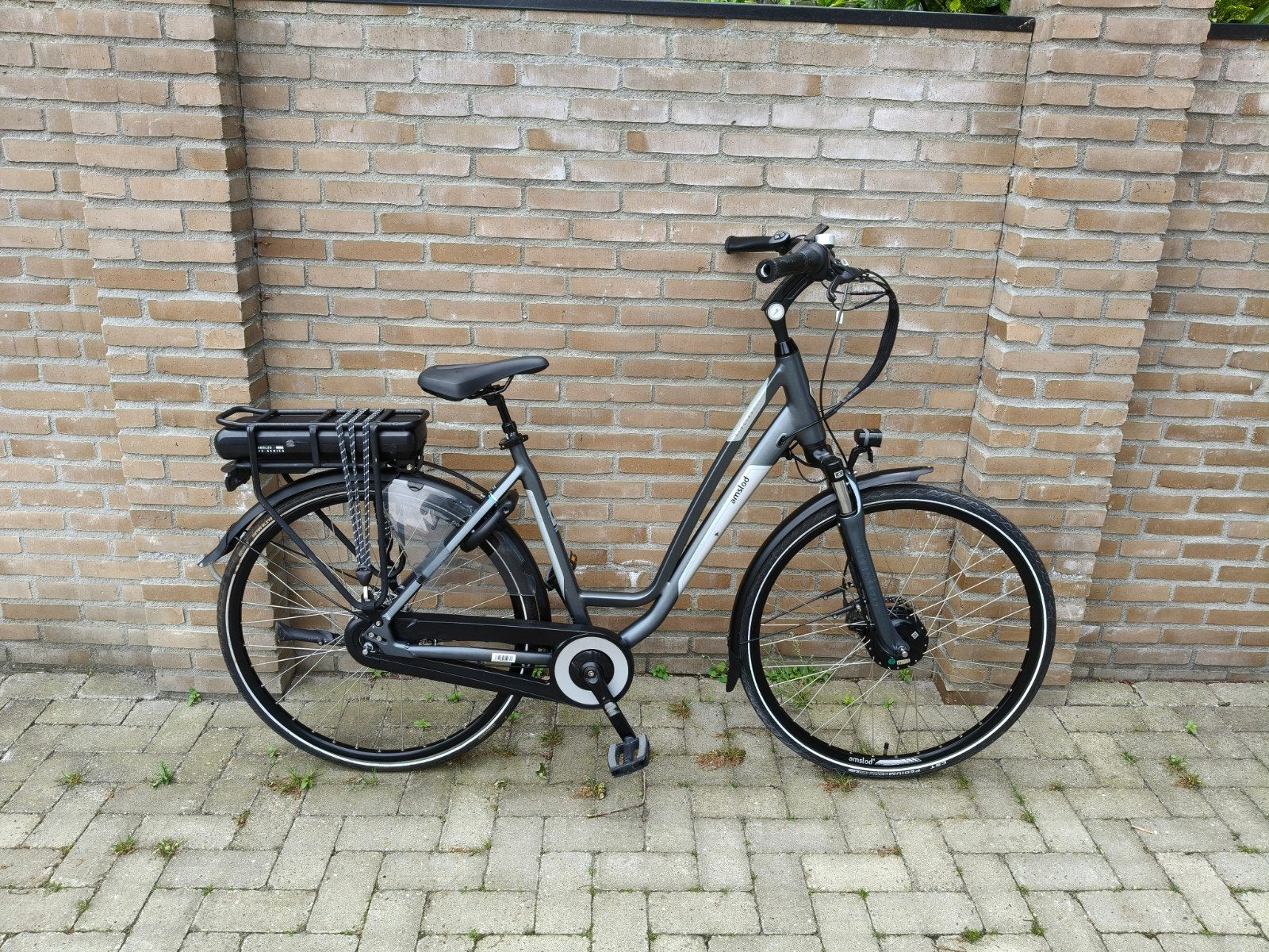 Amslod Preston elektrische damesfiets 2020, 600Wh accu, Zo goed als nieuw, 51 tot 55 cm, 50 km per accu of meer, Ophalen