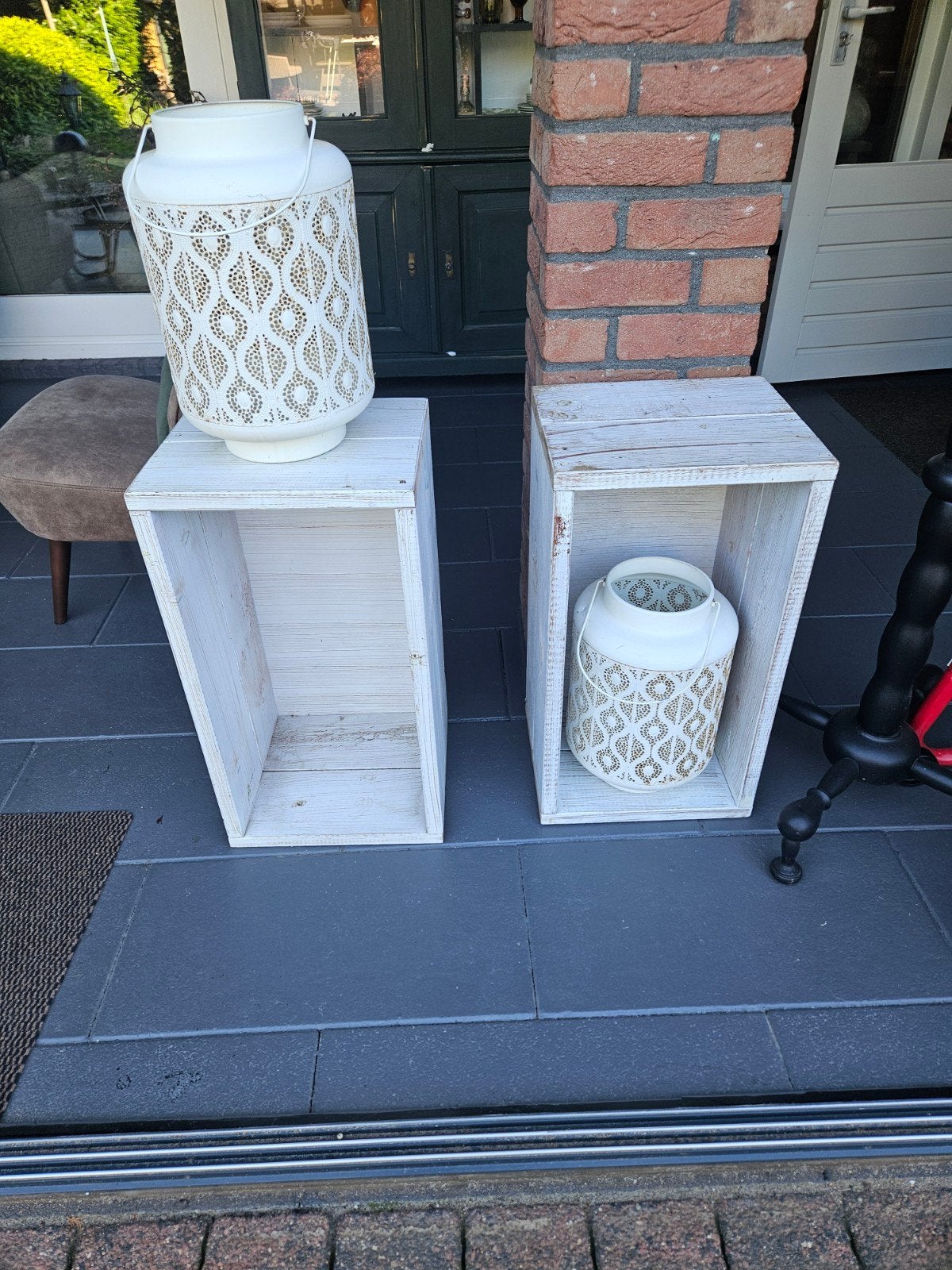 Set van 2 witte houten kistjes met lantaarns, Ophalen, Hout, Gebruikt, Landelijk