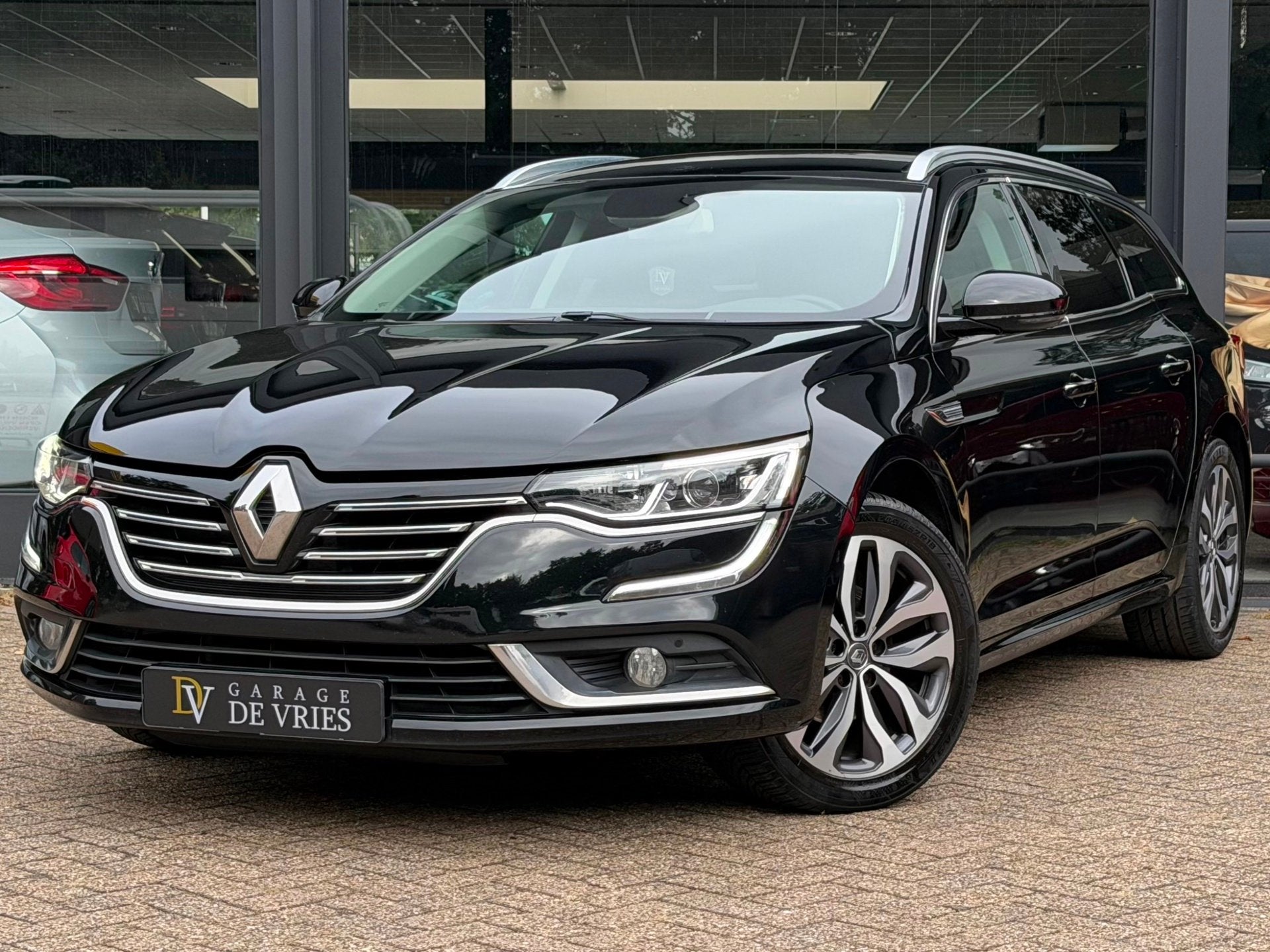 Renault Talisman Estate 1.6 TCe Intens Automaat 1850KG Trekg, Auto's, Dealer onderhouden, 1618 cc, Gebruikt, 4 cilinders