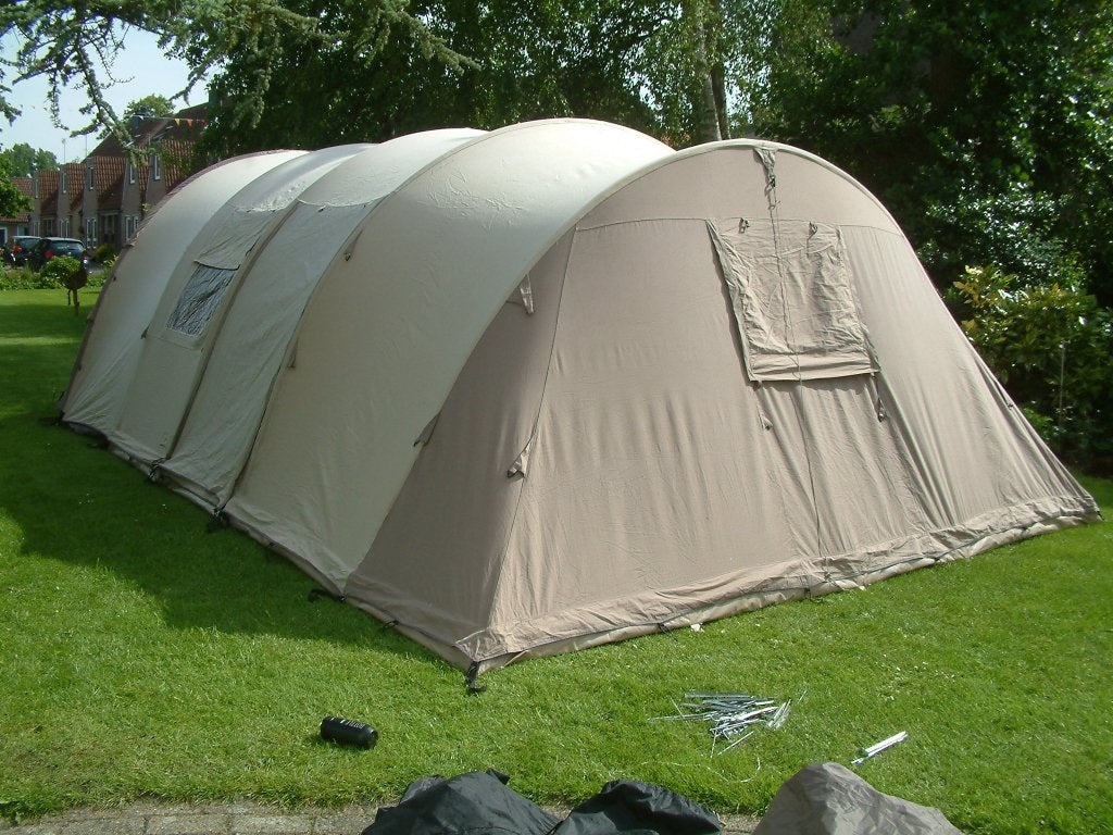 Tunneltent Bardani villanova 400 Prestige, Caravans en Kamperen, Tenten, Ophalen of Verzenden, Gebruikt, Tot en met 6