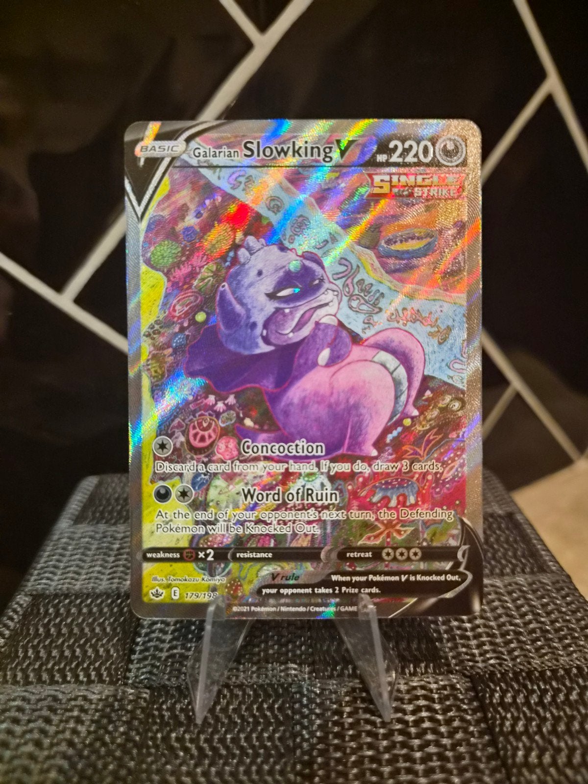 Galarian Slowking V 179 Chilling Reign, Hobby en Vrije tijd, Ophalen of Verzenden, Zo goed als nieuw, Losse kaart, Foil
