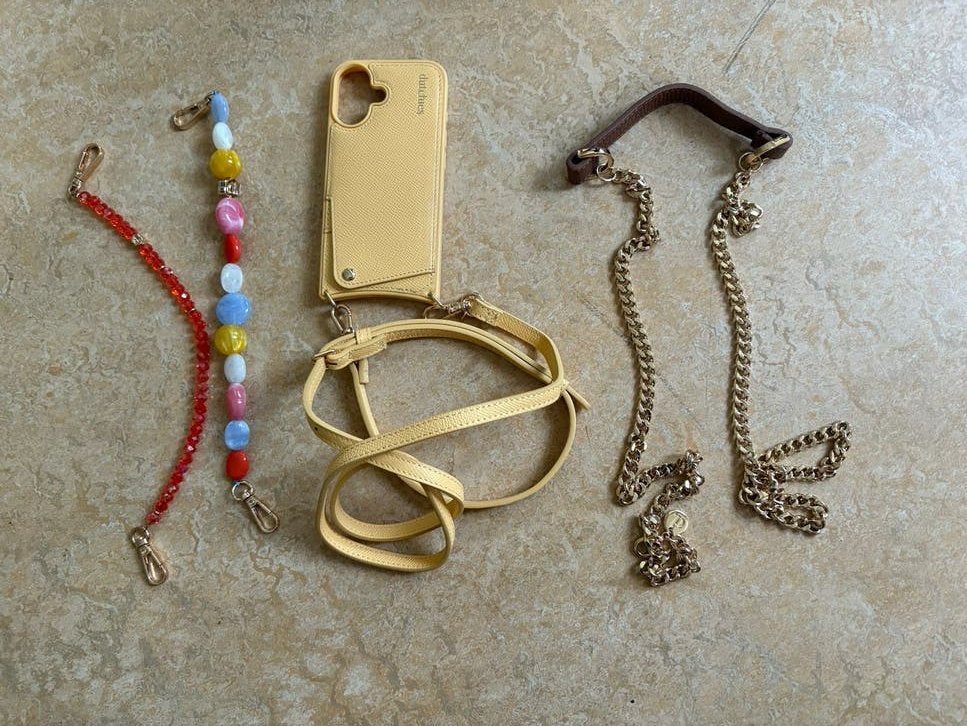 Dutchies Hoesje en Straps voor iPhone 16, Met koord, Dutchies, IPhone 16, Hoesje of Tasje