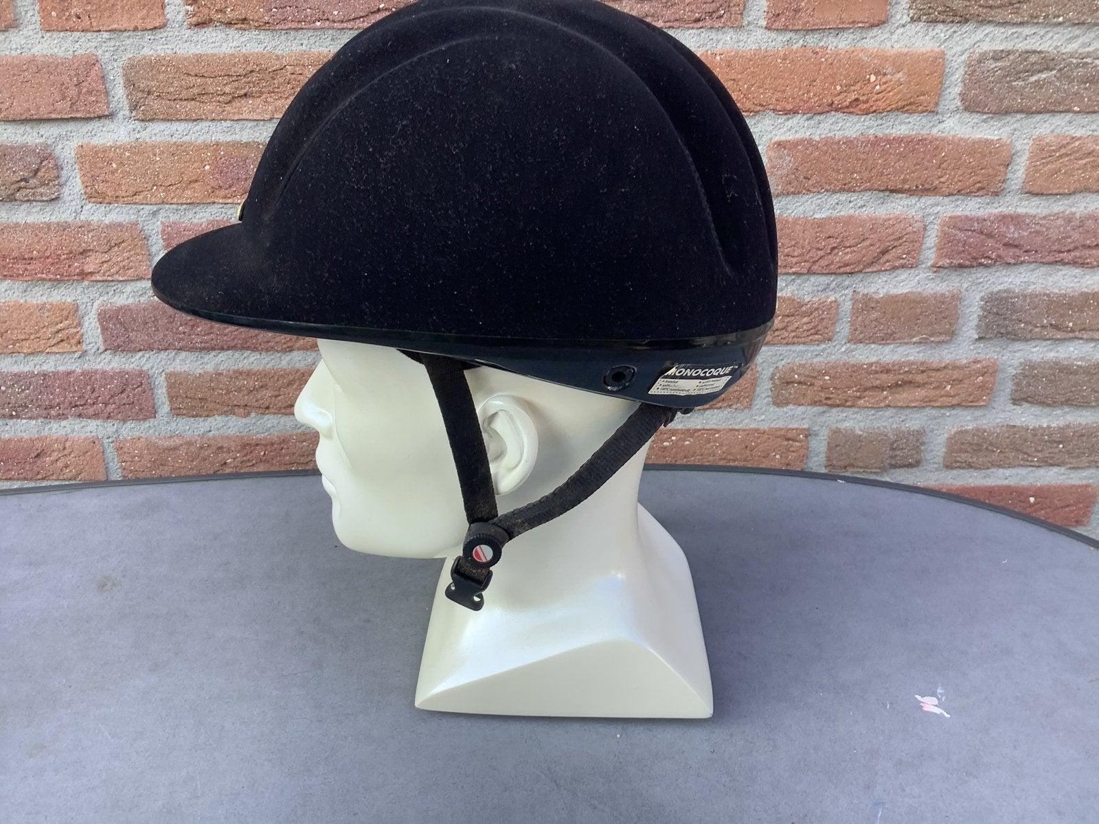 Casco Rijhelm cap Youngster monocoque izgst maat L, Ophalen of Verzenden, Gebruikt, Overige disciplines, Rijhelm/cap