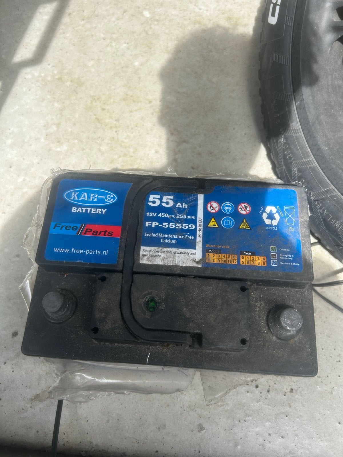 Gebruikte KAR-S 55 Ah Auto Accu - 12V 450(EN) 255(DIN), Ophalen of Verzenden, Gebruikt, Universele onderdelen