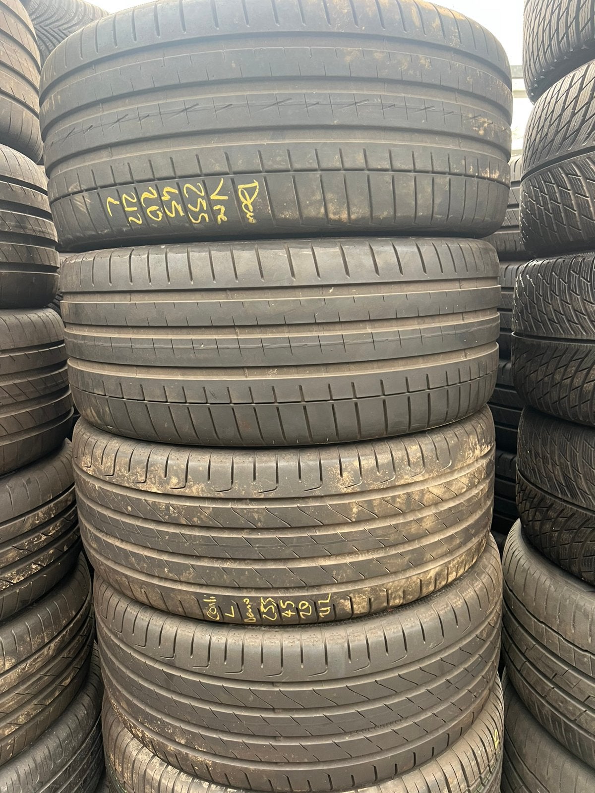 2xContinental 2xVredestein Zomer banden(6/7mm) 255/45/20, Auto-onderdelen, Banden en Velgen, Ophalen, Gebruikt, 255 mm, Band(en)