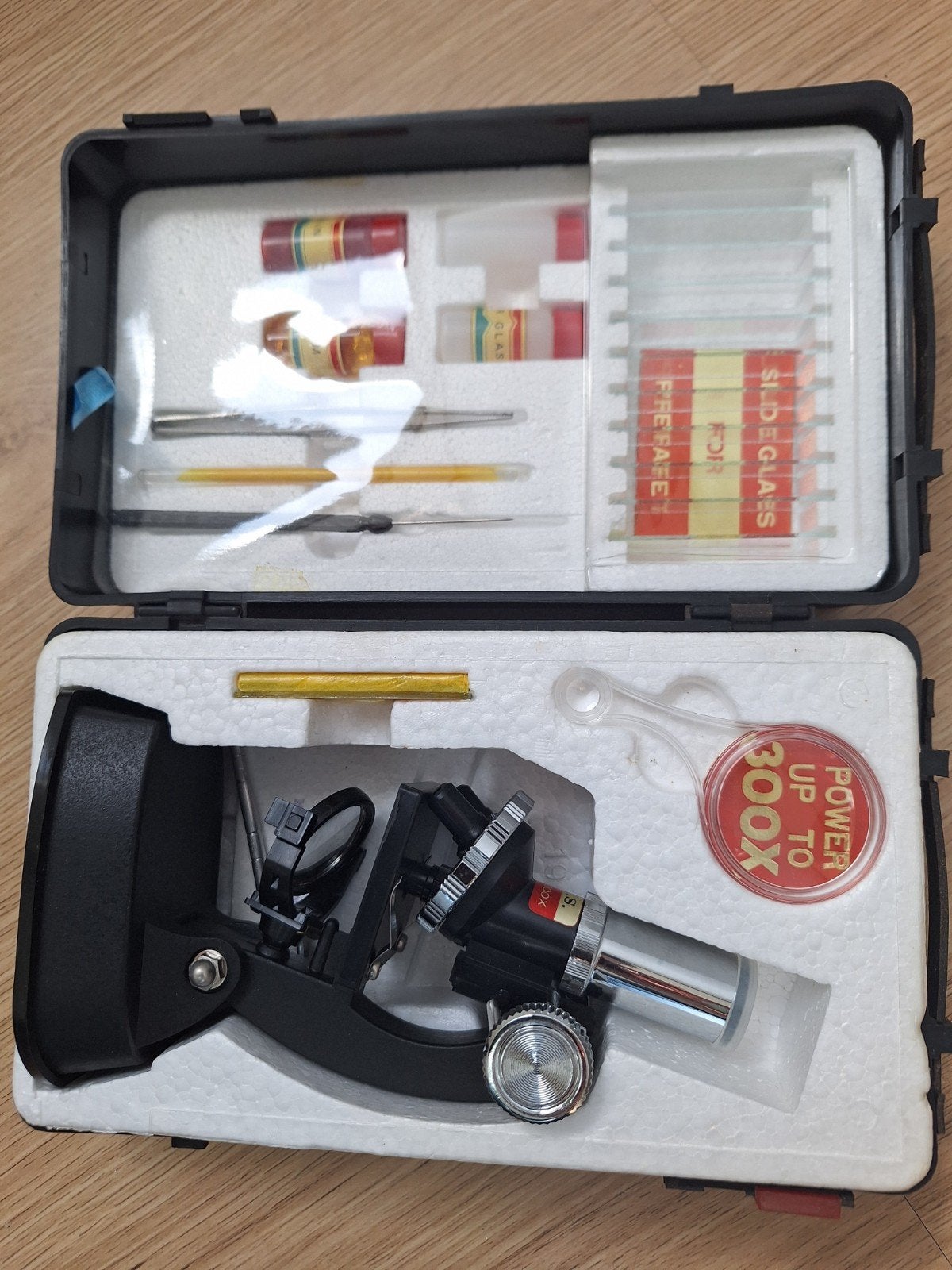 Microscoop Kit - Draagbare Microscoop met Accessoires, Audio, Tv en Foto, Ophalen, Zo goed als nieuw, Minder dan 400x, Biologische microscoop