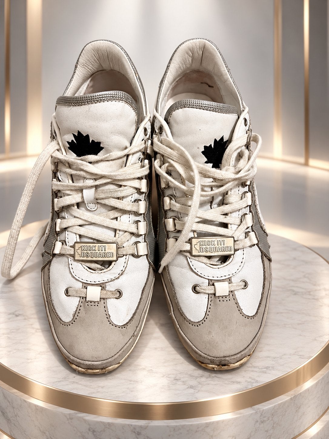 Sneakers | Nike | Dsquared | ETQ | Yeezy | HUB, Wit, Ophalen of Verzenden, Sneakers of Gympen, Gedragen