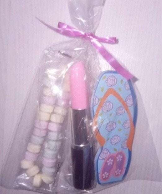 Traktatie lipstick pen,notitie +snoepje 1.15, Ophalen of Verzenden, Nieuw, Feestartikel, Verjaardag