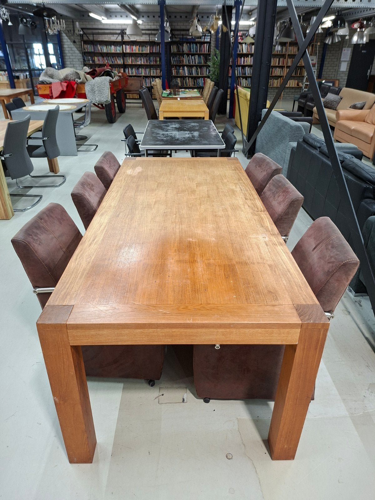 Robuuste eikenhouten eettafel - Zo goed als nieuw 220x100 cm, Modern, Robuust, 100 tot 150 cm, 200 cm of meer, Ophalen of Verzenden