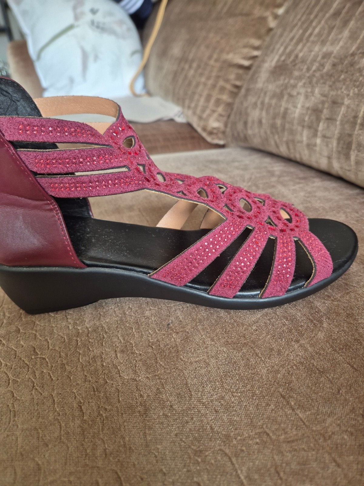 schoenen kaartje er nog an maat 42 met sleehak, Ophalen of Verzenden, Sneakers of Gympen