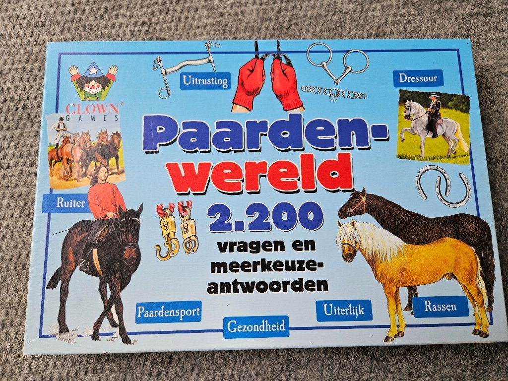 paardenwereld, Drie of vier spelers, Verzenden, Zo goed als nieuw, Onbekend
