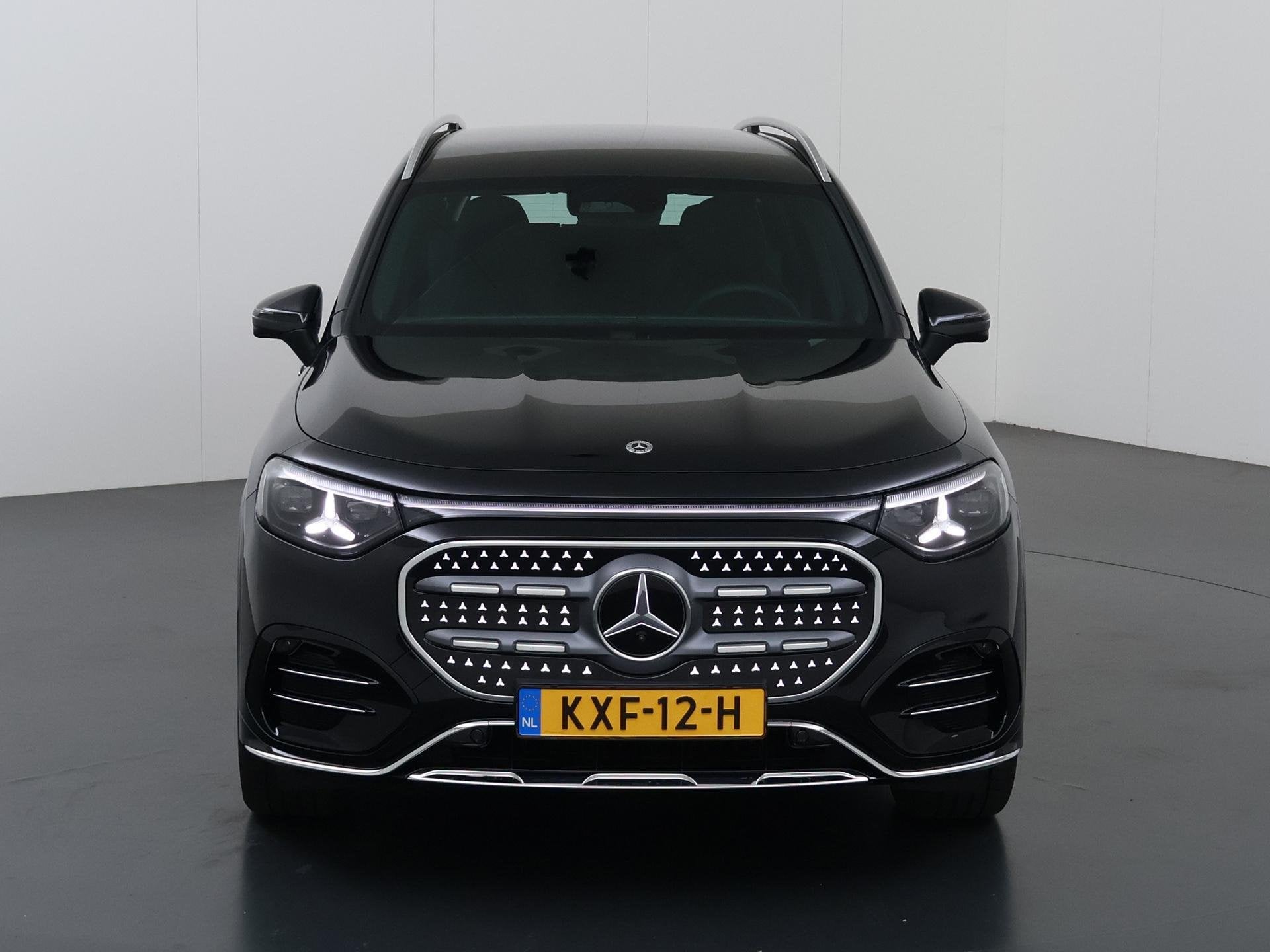 Mercedes-Benz GLB 250+ Business Solution AMG 85.5 kWh | Pano, Auto's, Dealer onderhouden, Achterwielaandrijving, Zwart, 607 km