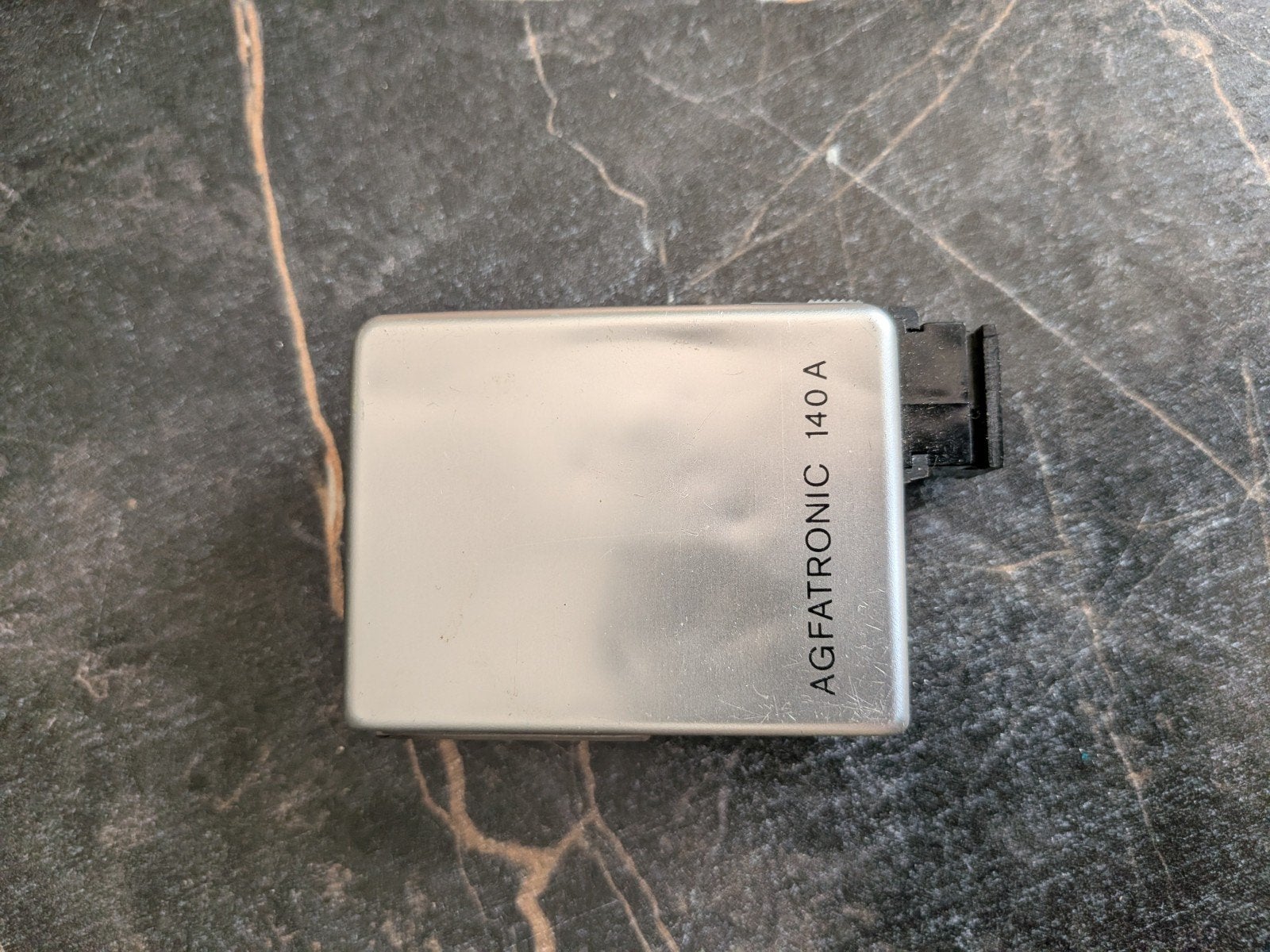 Agfatronic 140 A flitser - Vintage camera accessoire, Ophalen, Gebruikt, Voor analoge fotografie, Externe flitser