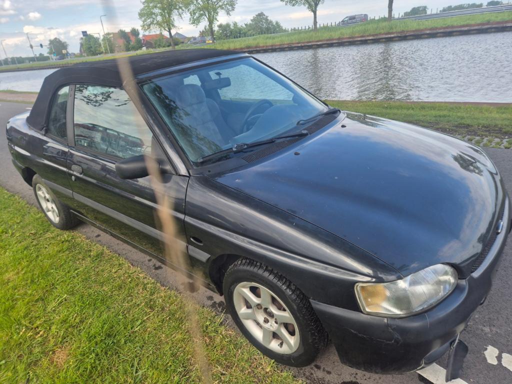 Ford escort cabrio 2 x  1996, Auto's, Particulier, Te koop