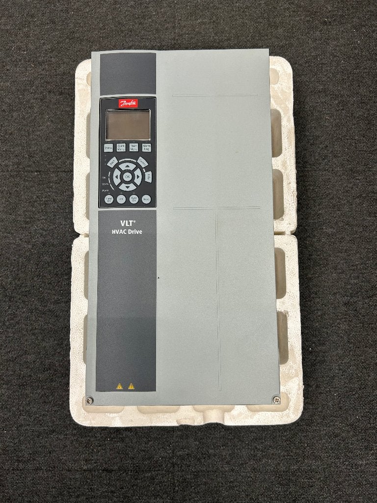 VLT HVAC Drive FC-102 (1.5 kW / 2.2kW / 1.1kW), Hobby en Vrije tijd, Elektronica-componenten, Ophalen of Verzenden, Nieuw